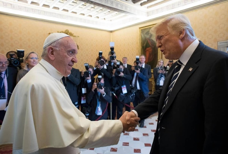 Da Trump a Zelensky: i leader presenti alle esequie. No di Putin
