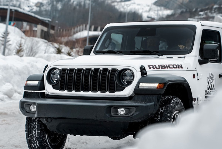 Jeep Wrangler protagonista del 105XMasters Winter Tour 2025