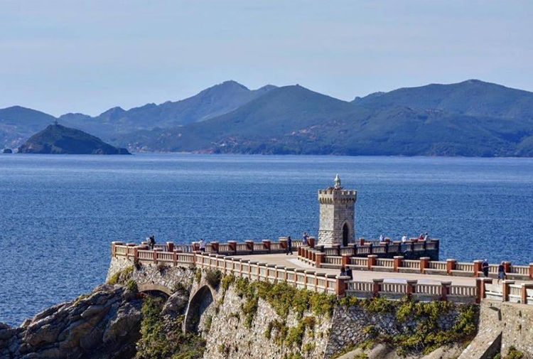 Piombino vista mare